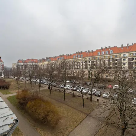 Daire Comfort - Location, Metro Nearby - By Rentujemy Varşova