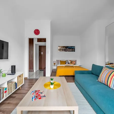 Comfort - Location, Metro Nearby - By Rentujemy Apartment Warsaw