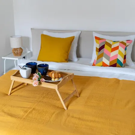 Apartment Comfort - Location, Metro Nearby - By Rentujemy