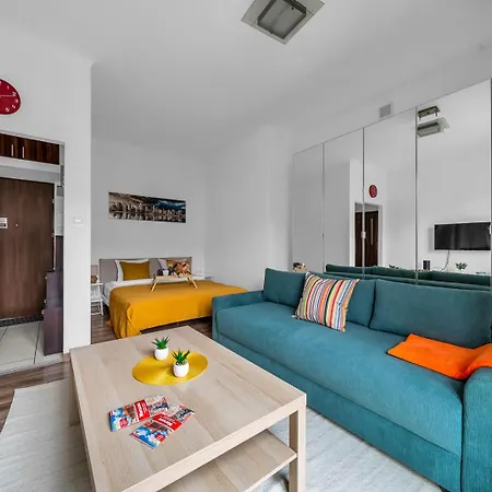 Apartment Comfort - Location, Metro Nearby - By Rentujemy