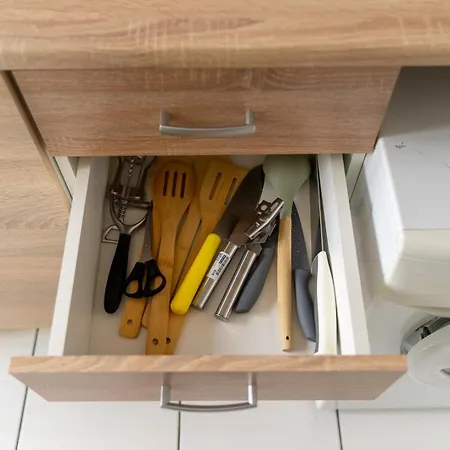 Comfort - Location, Metro Nearby - By Rentujemy דירה ורשה