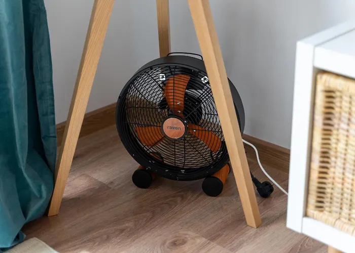 Comfort - Location, Metro Nearby - By Rentujemy Warszawa