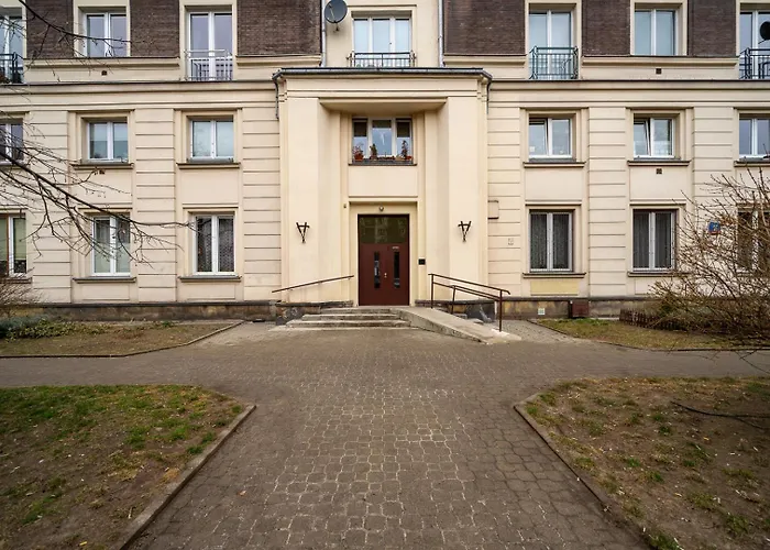 Apartament Comfort - Location, Metro Nearby - By Rentujemy