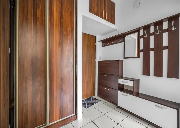 Comfort - Location, Metro Nearby - By Rentujemy Warszawa