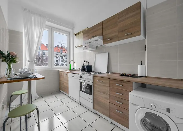 Apartament Comfort - Location, Metro Nearby - By Rentujemy *