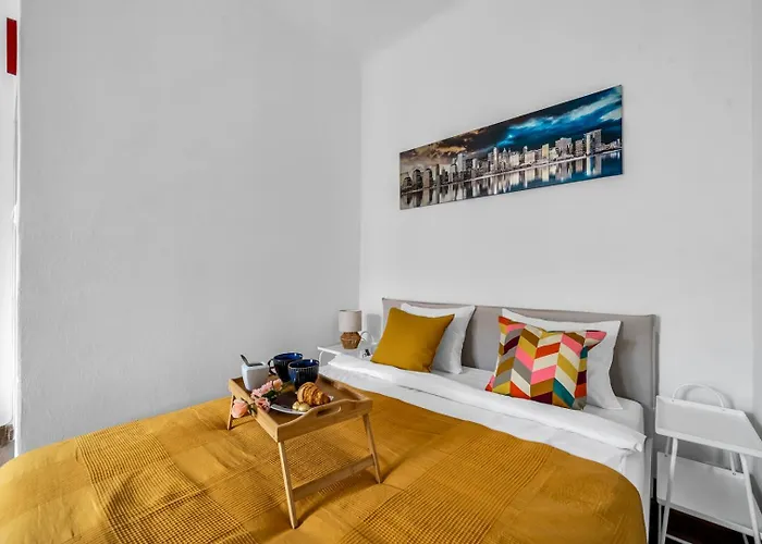 Comfort - Location, Metro Nearby - By Rentujemy *