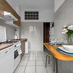 Comfort - Location, Metro Nearby - By Rentujemy Апартаменты Варшава